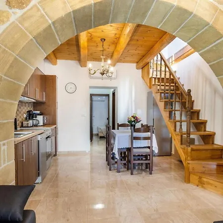 公寓 Platania's Paradise